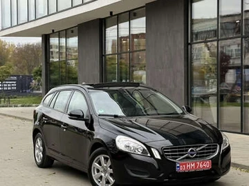Авто Volvo V60 2011 № 8127096