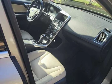 Авто Volvo Xc60 2015 № 8127198