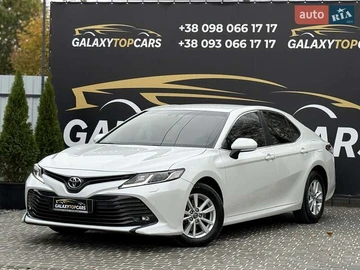 Авто Toyota Camry 2018 № 8127224