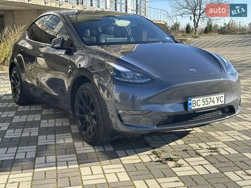 Авто Tesla Model Y 2023 № 8127256