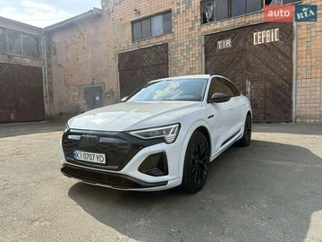 Авто Audi Q8 E-Tron 2023 № 8127297