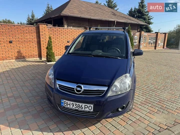 Авто Opel Zafira 2012 № 8127639