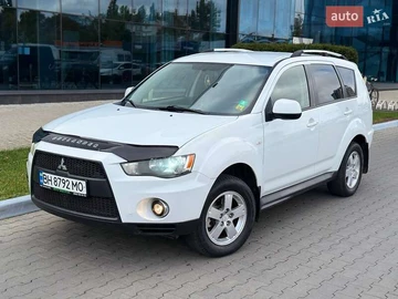 Авто Mitsubishi Outlander Xl 2010 № 8127783
