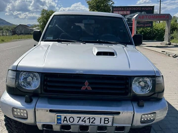 Авто Mitsubishi Pajero 1999 № 8127789