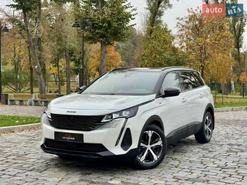 Авто Peugeot 5008 2022 № 8128084