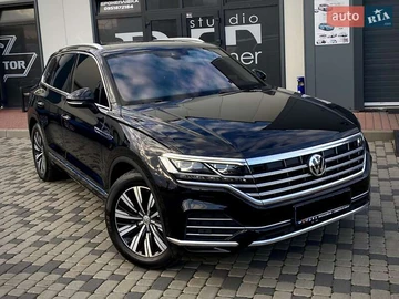 Авто Volkswagen Touareg 2019 № 8128097