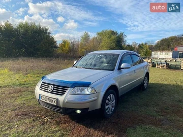 Авто Volkswagen Passat 2004 № 8128308