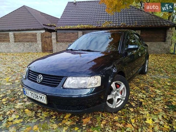 Авто Volkswagen Passat 1999 № 8128311