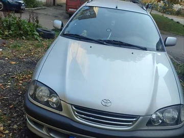 Авто Toyota Avensis 2001 № 8128345
