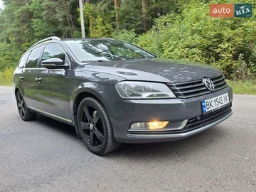 Авто Volkswagen Passat 2011 № 8128487