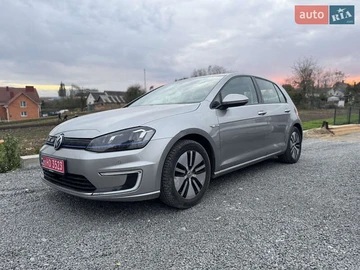Авто Volkswagen E-Golf 2014 № 8128599