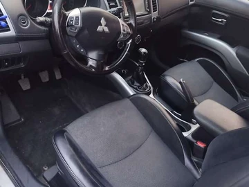 Авто Mitsubishi Outlander 2011 № 8128654