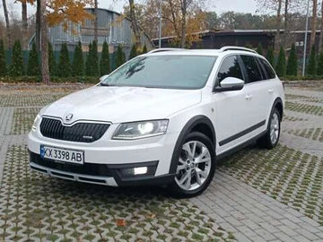 Авто Skoda Octavia Scout 2015 № 8128693