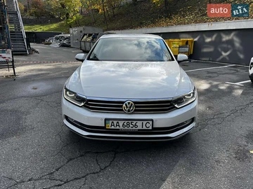 Авто Volkswagen Passat 2015 № 8128715