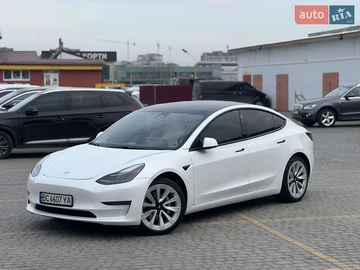 Авто Tesla Model 3 2021 № 8128870
