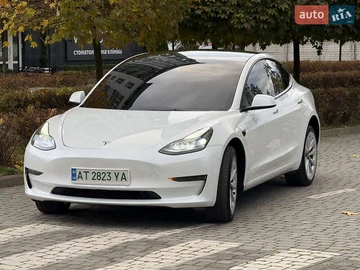 Авто Tesla Model 3 2023 № 8128878