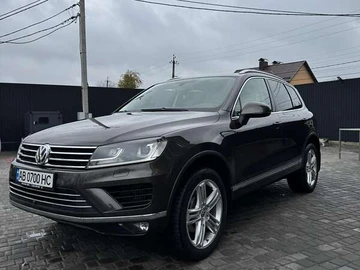 Авто Volkswagen Touareg 2015 № 8128893