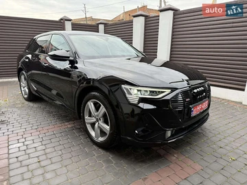 Авто Audi E-Tron 2022 № 8128990