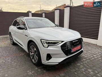 Авто Audi E-Tron 2022 № 8128998