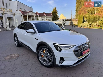 Авто Audi E-Tron 2023 № 8129004