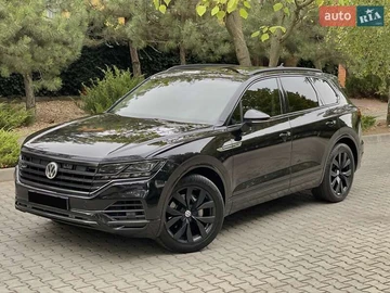 Авто Volkswagen Touareg 2018 № 8129020