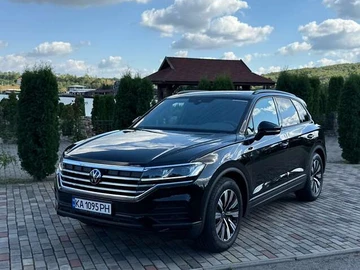 Авто Volkswagen Touareg 2025 № 8129029