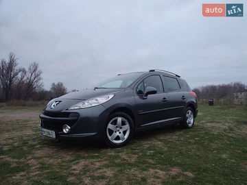 Авто Peugeot 207 2009 № 8129085