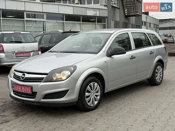 Авто Opel Astra 2010 № 8129181