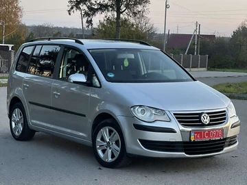 Авто Volkswagen Touran 2007 № 8129307