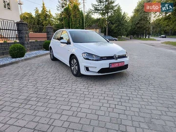 Авто Volkswagen E-Golf 2015 № 8129328
