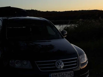 Авто Volkswagen Touareg 2005 № 8129340