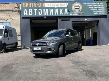 Авто Volkswagen Tiguan 2011 № 8129403