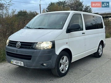 Авто Volkswagen Transporter 2010 № 8129409