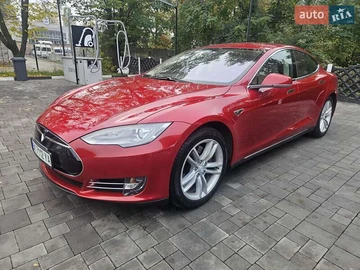 Авто Tesla Model S 2013 № 8129466