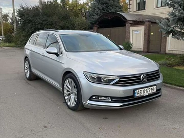 Авто Volkswagen Passat 2016 № 8129467