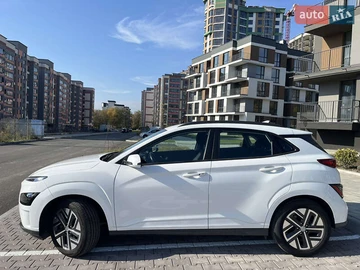 Авто Hyundai Kona Electric 2021 № 8129480