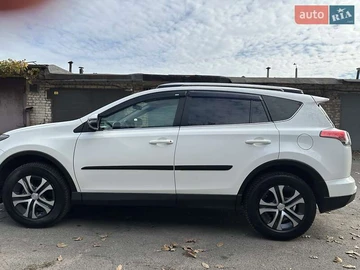 Авто Toyota Rav4 2016 № 8129629