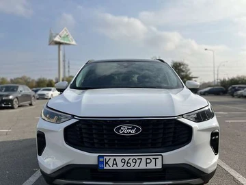 Авто Ford Escape 2023 № 8129654