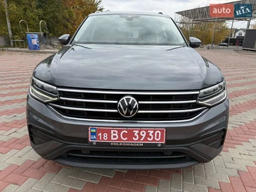 Авто Volkswagen Tiguan 2023 № 8129669