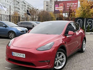 Авто Tesla Model Y 2023 № 8129676
