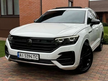 Авто Volkswagen Touareg 2019 № 8129706