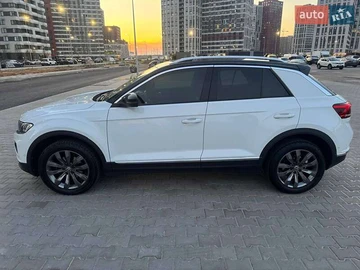Авто Volkswagen T-Roc 2021 № 8129895