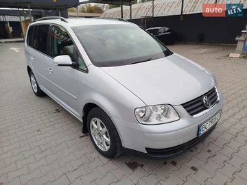 Авто Volkswagen Touran 2004 № 8130138