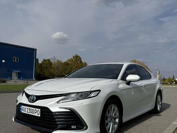 Авто Toyota Camry 2021 № 8130201