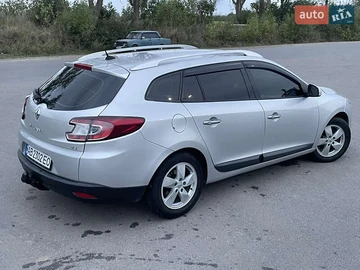 Авто Renault Megane 2010 № 8130480
