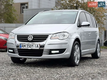 Авто Volkswagen Touran 2007 № 8130501
