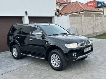 Авто Mitsubishi Pajero Sport 2011 № 8130639