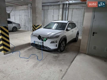 Авто Hyundai Kona 2018 № 8130642