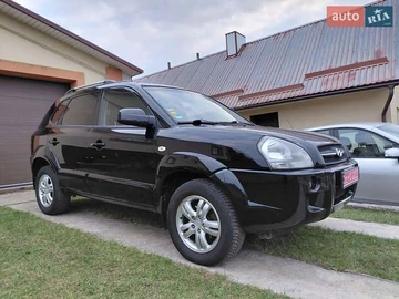 Авто Hyundai Tucson 2008 № 8130714