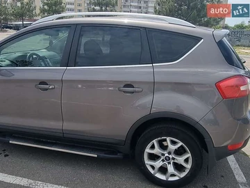 Авто Ford Kuga 2012 № 8130742